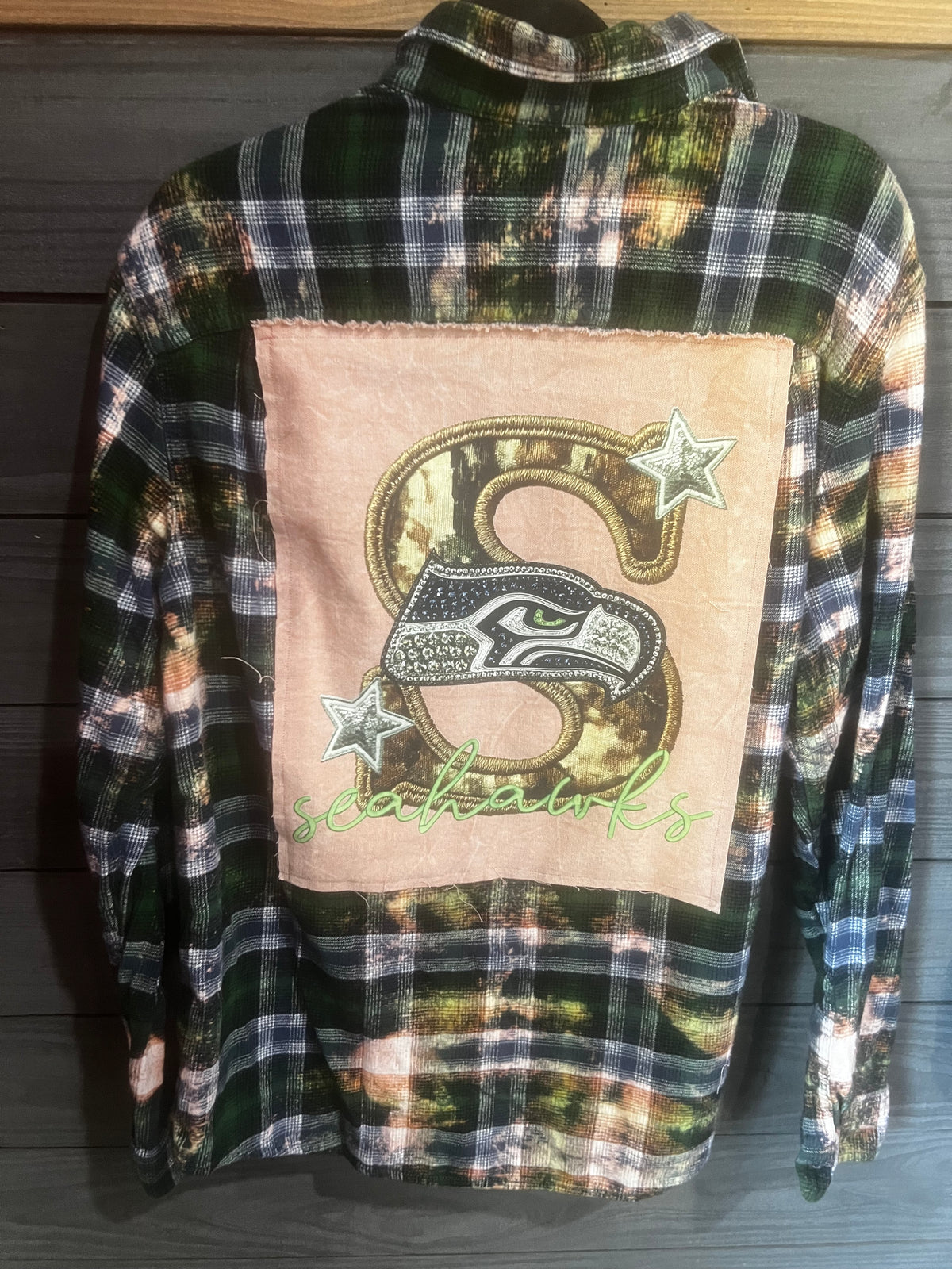 XLARGE : Camo Seahawks Flannel