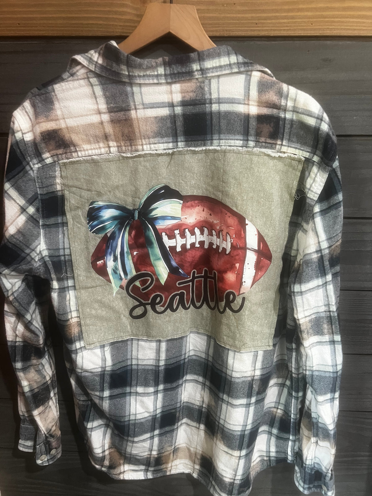 X Large: Seattle Football