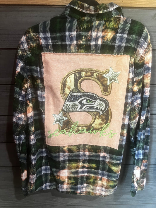 XLARGE : Camo Seahawks Flannel
