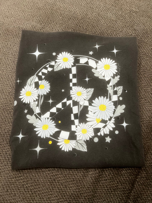 Daisy peace sign